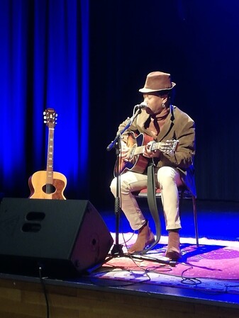 Donderdag 25 Maart 2027 - Bai Kamara Jr (Afro-Blues) - Cultuurhuis Heerlen - zit/sta concert - Aanvang 20.30 u