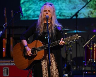 Dinsdag 23 september - Astrid Young & Ken Stringfellow (USA) - Cultuurhuis Heerlen - Aanvang 20.30 u