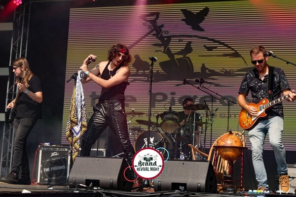 Zondag 31 mei 2026 - Local Heroes Festival - Openluchttheater Brunssum - Aanvang 13.30 u  - Zit/Sta Concert