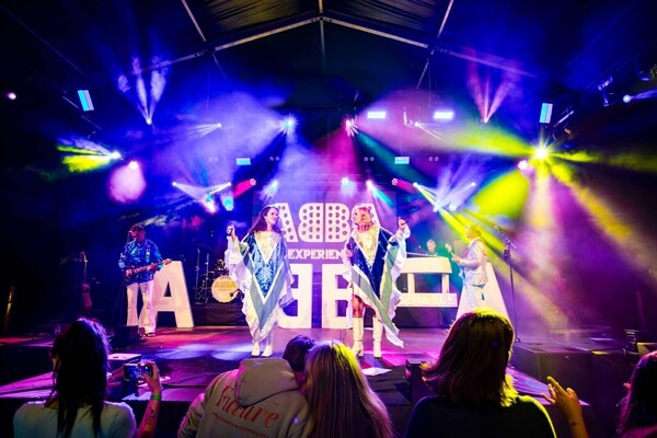 Zaterdag 19 september 2026 - ABBA Experience (ABBA Tribute) + DJ - De Borenburg Voerendaal - Aanvang 20.00 u