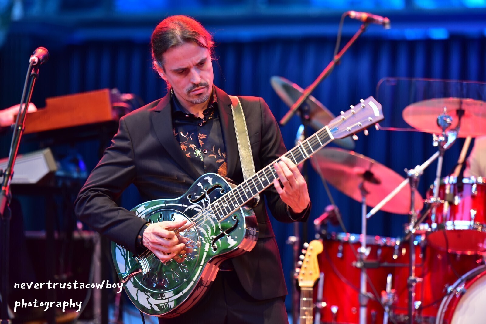Vrijdag 12 maart 2027 - Cooking With Knopfler - poppodium Nieuwe Nor Heerlen - Aanvang 20.00 u - STACONCERT